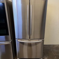 Samsung 33”wide Stainless Steel French Style Refrigerator 