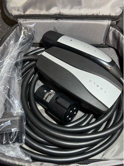Tesla Gen 2 OEM Mobile Charger 5-15  Adapter  J1772
