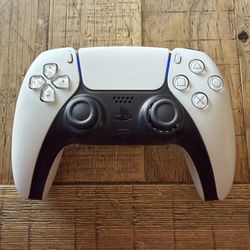 Sony PS5 DualSense Wireless Controller - White