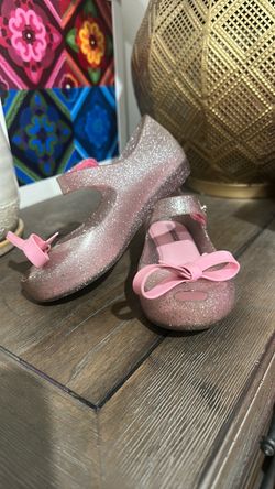 Mini Melissa size 11 in toddlers