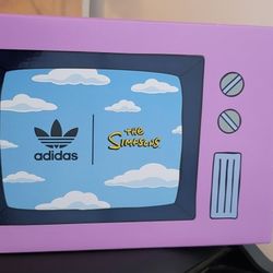 Limited Edition Adidas Simpsons Collab Size 8 1/2 