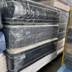 Valentine’s Blowout 💘