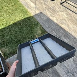 UTENSIL ORGANIZER