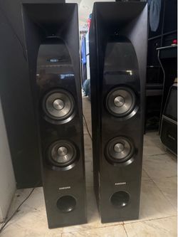 Samsung tower bluertooth wireless speakers cost $2.000