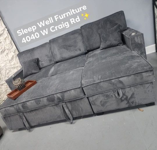 ✨️ Sectional Sofa Sleeper ✨️ Furniture Queen Bedrooms, Dining Avail