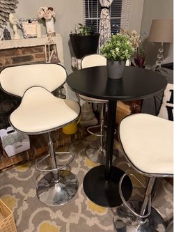 4 pc Bar Height White Leather Set