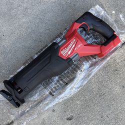 Milwaukee M18 Fuel Sawzall