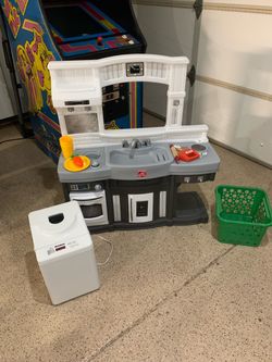 Step2 Kids Play Kitchen Set