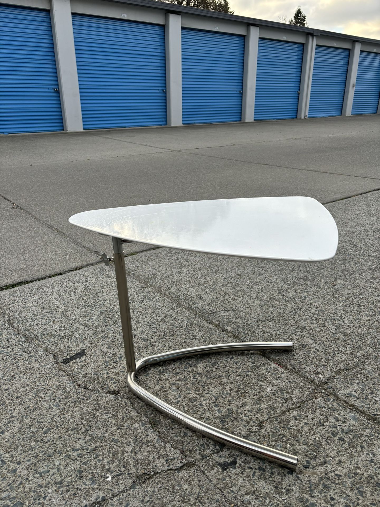 Small Book Table