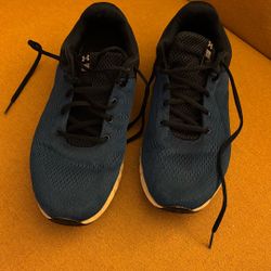 Under Armour Blue Black Mesh Lowtop Athletic Running Sneakers 9.5