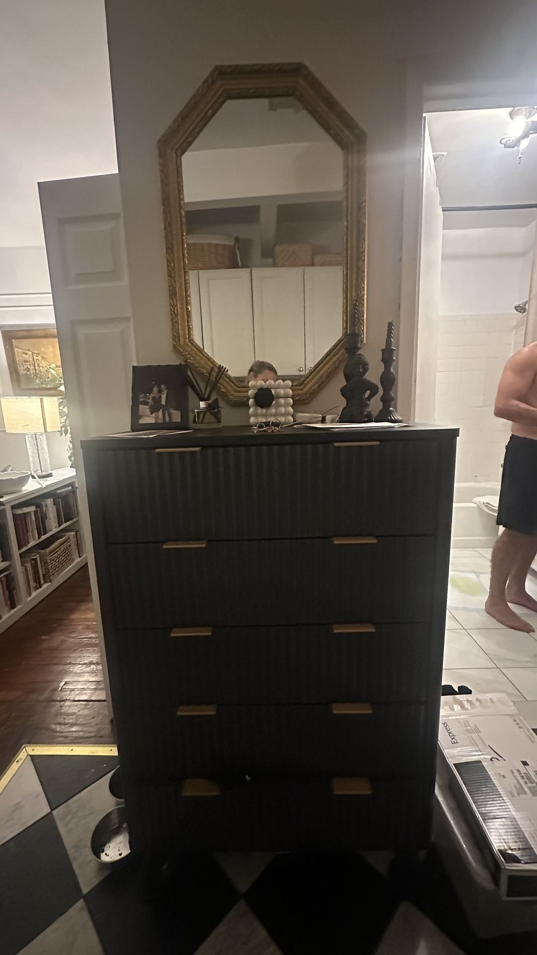 Chest Dresser