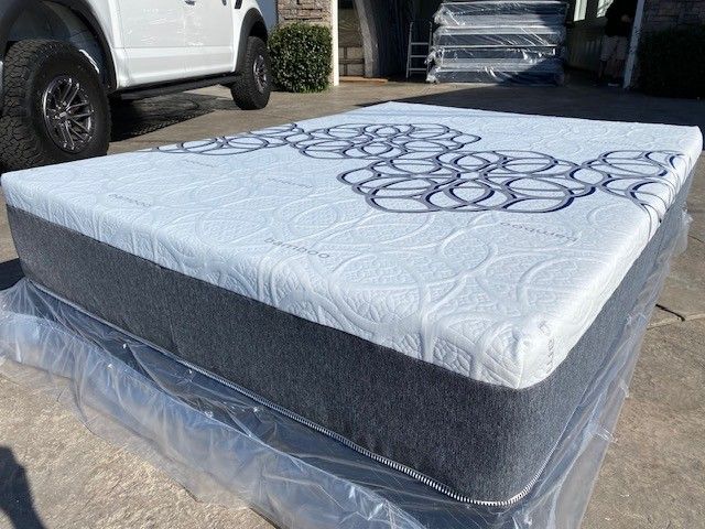Queen Bamboo Cool Gel Memory Foam!