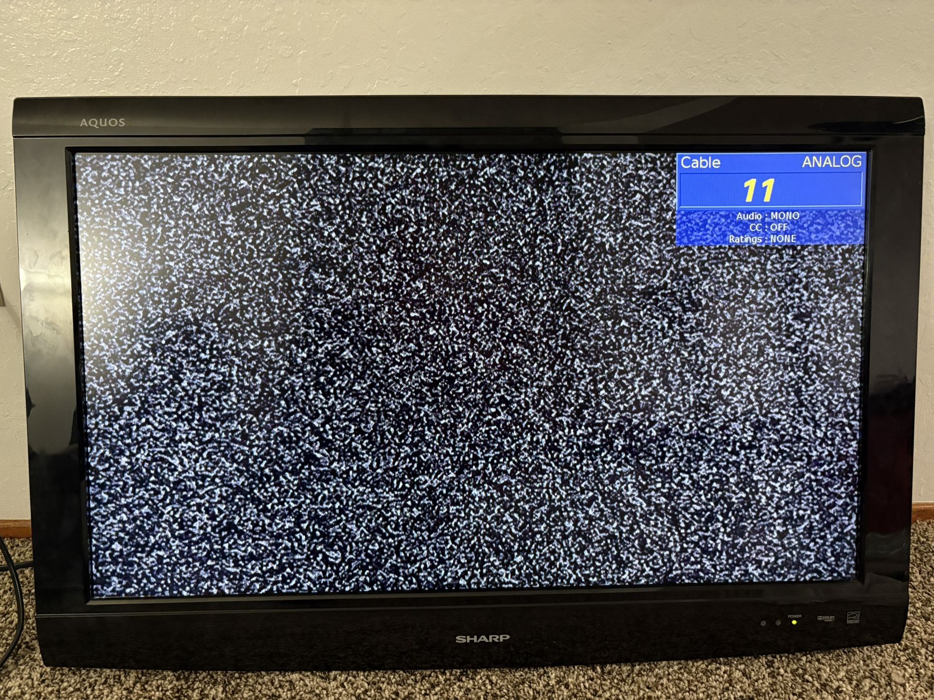 32" SHARP AQUOS LCD TV MODEL# LC-C3237UT