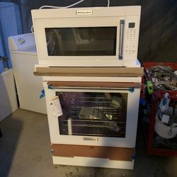 KitcheenAnd Stove And Microondas 