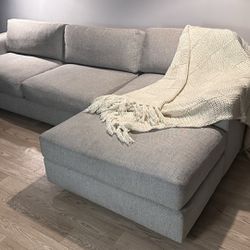 West Elm Urban Sectional Sofa *Delivery Options*