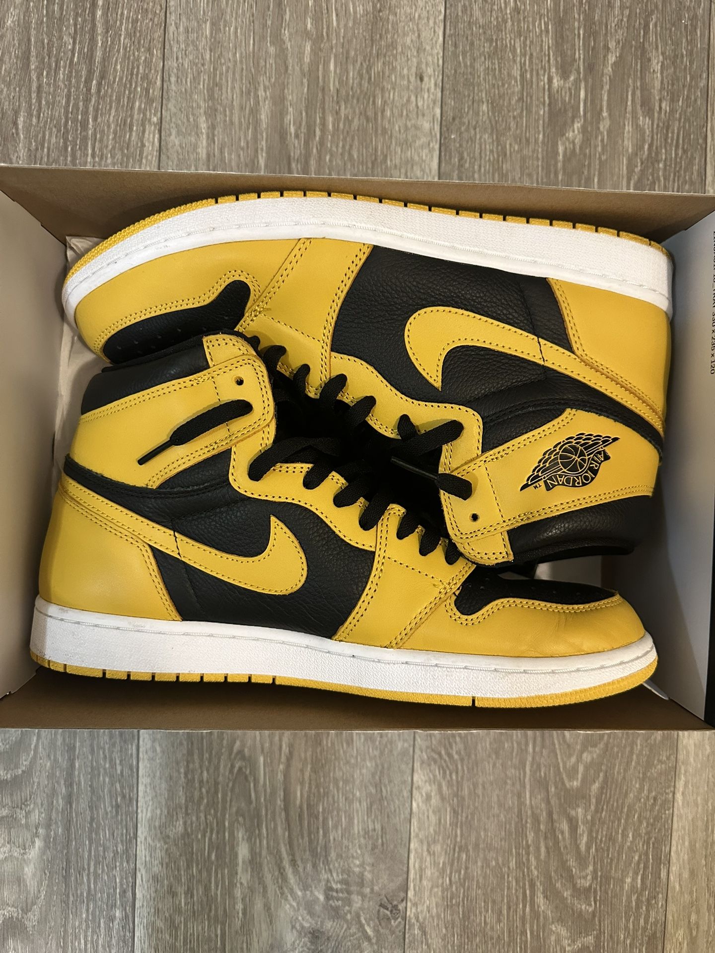 Jordan 1 High OG yellow/black