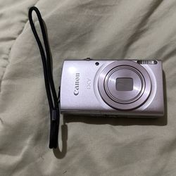 IXY 200 - Digital Camera