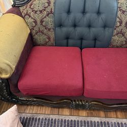 Sofa with cushion covers. No tears. Free