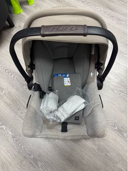 NUNA PIPA URBN BASELESS infant car seat
