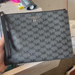 Mk Wristlet 