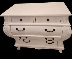 Vintage Shabby Chic French Provincial White Bombé Chest / Dresser
