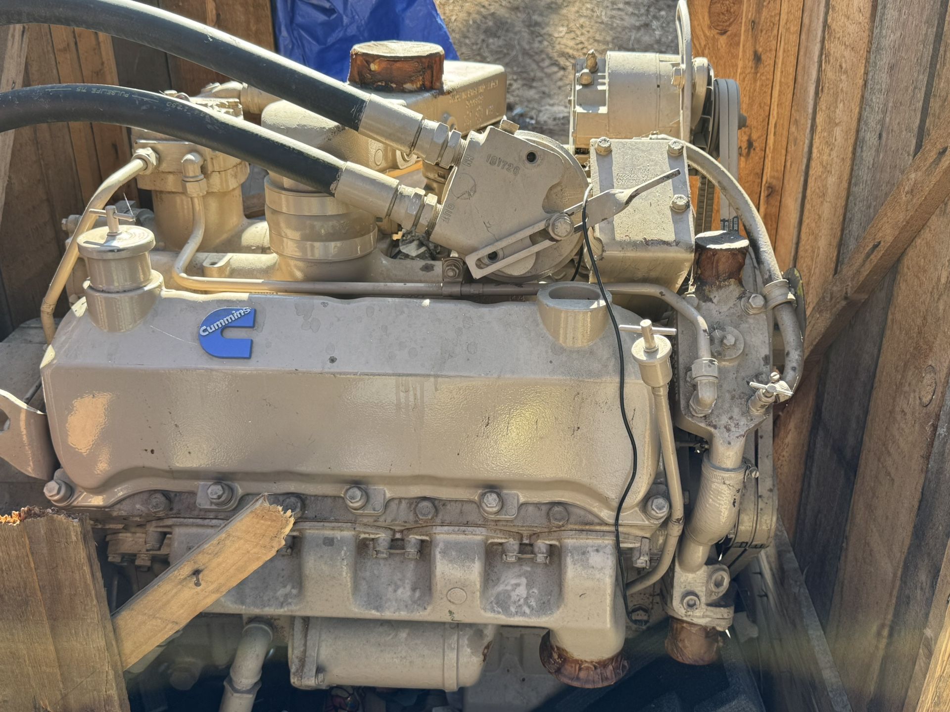 🌟 FOR SALE: NEW IN CRATE (NOS) Cummins V-504-C Diesel Engine 🌟