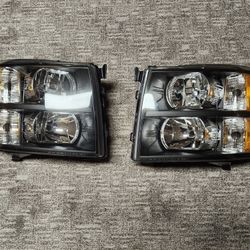 2007 To 2014 Chevy Silverado Headlights