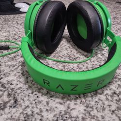 Razer Kraken Wired Headphone With Mic Green Color
