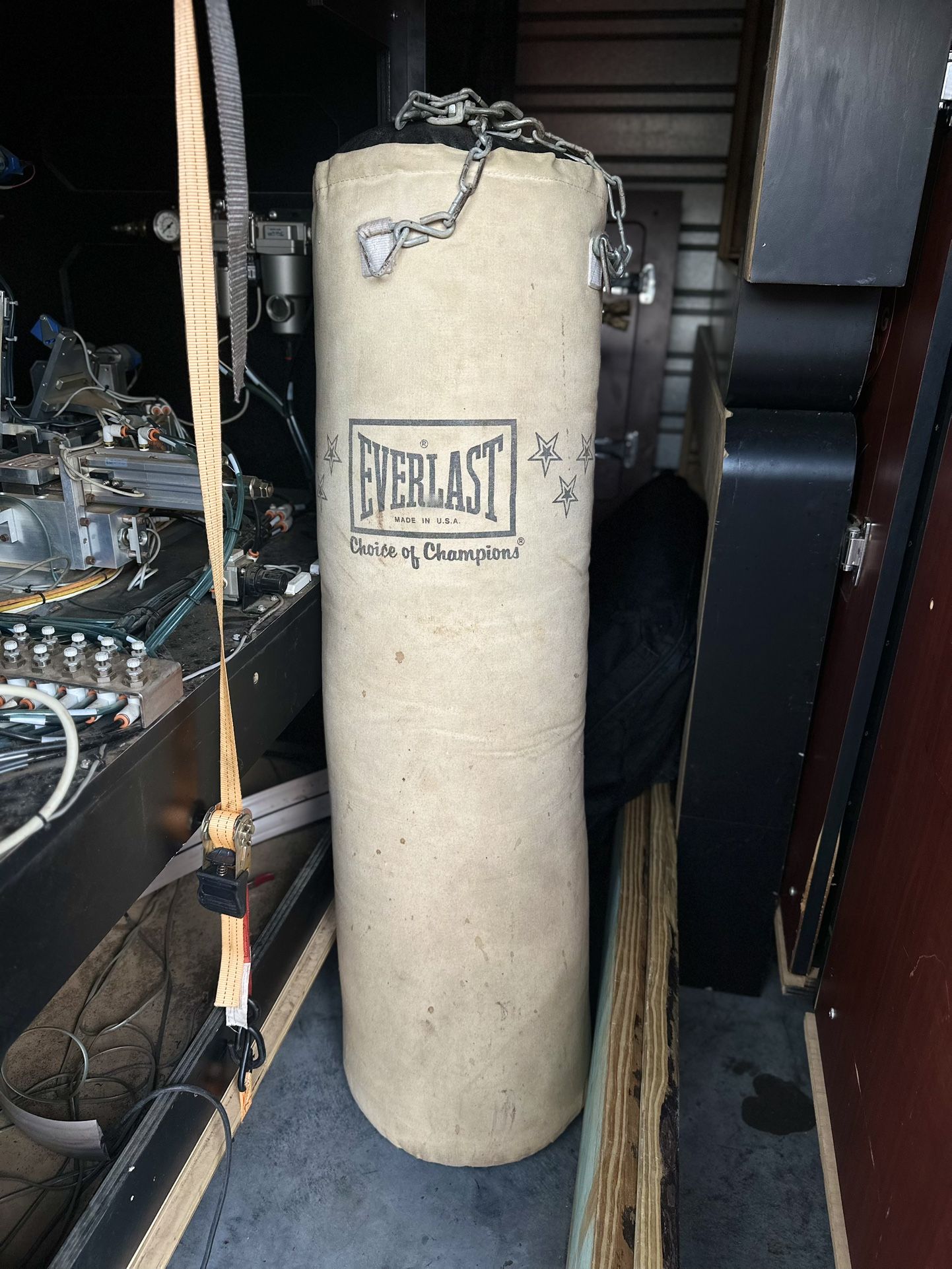 Everlast Heavy Bag, Punching Bag Canvas Good Condition