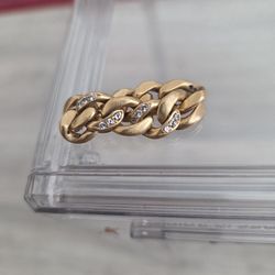 GOLD & DIAMONDS RING