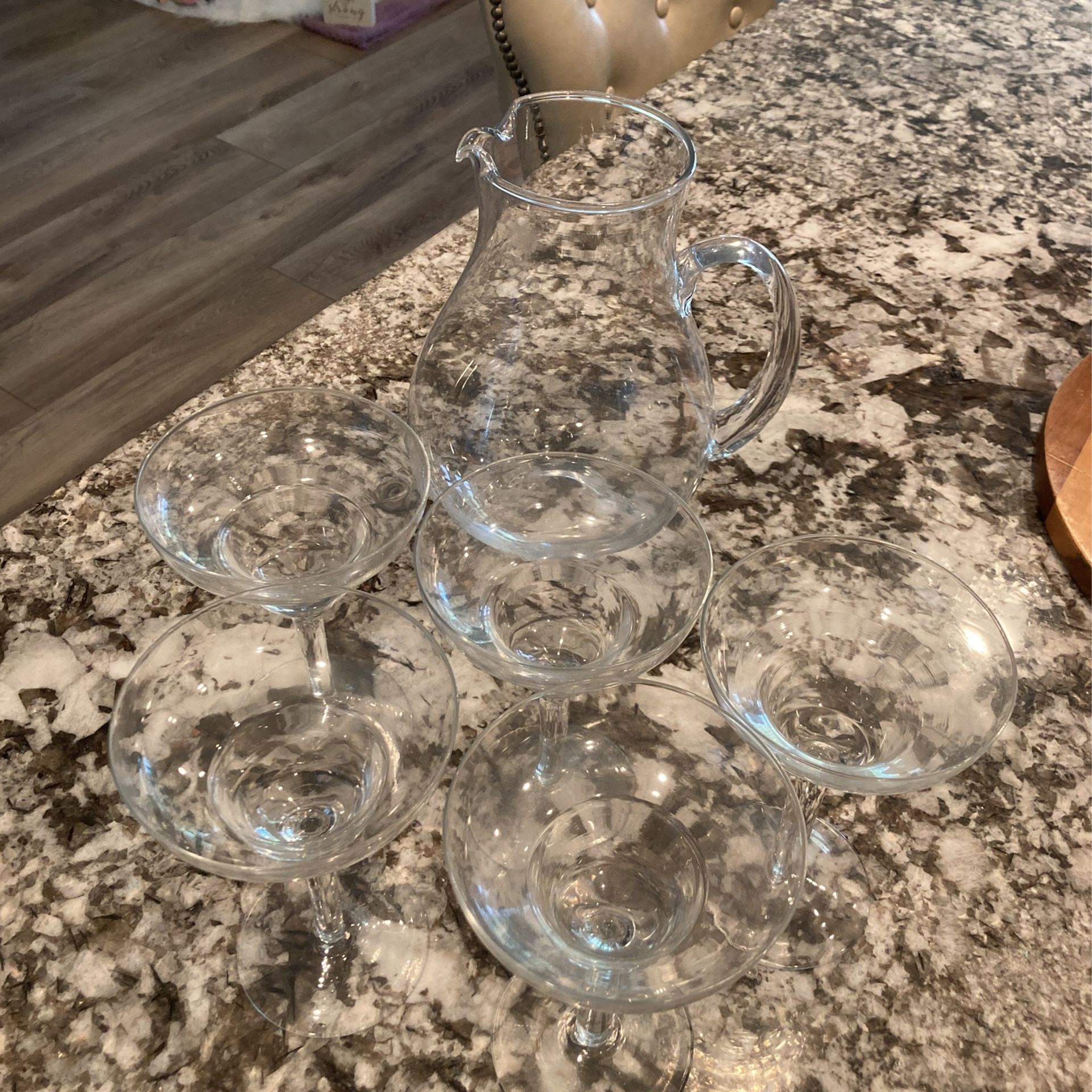 Set Of 5 Margarita Glasses With Pitcher
