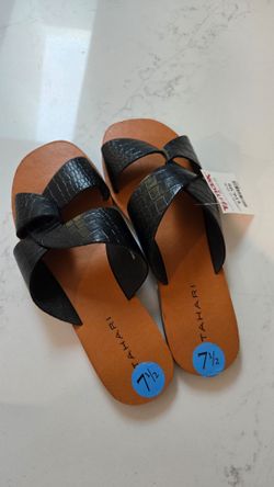 Tahari Black Croc Slide Sandals Size 7.5