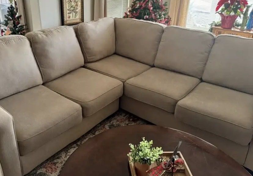 Like New Sectional Sofa