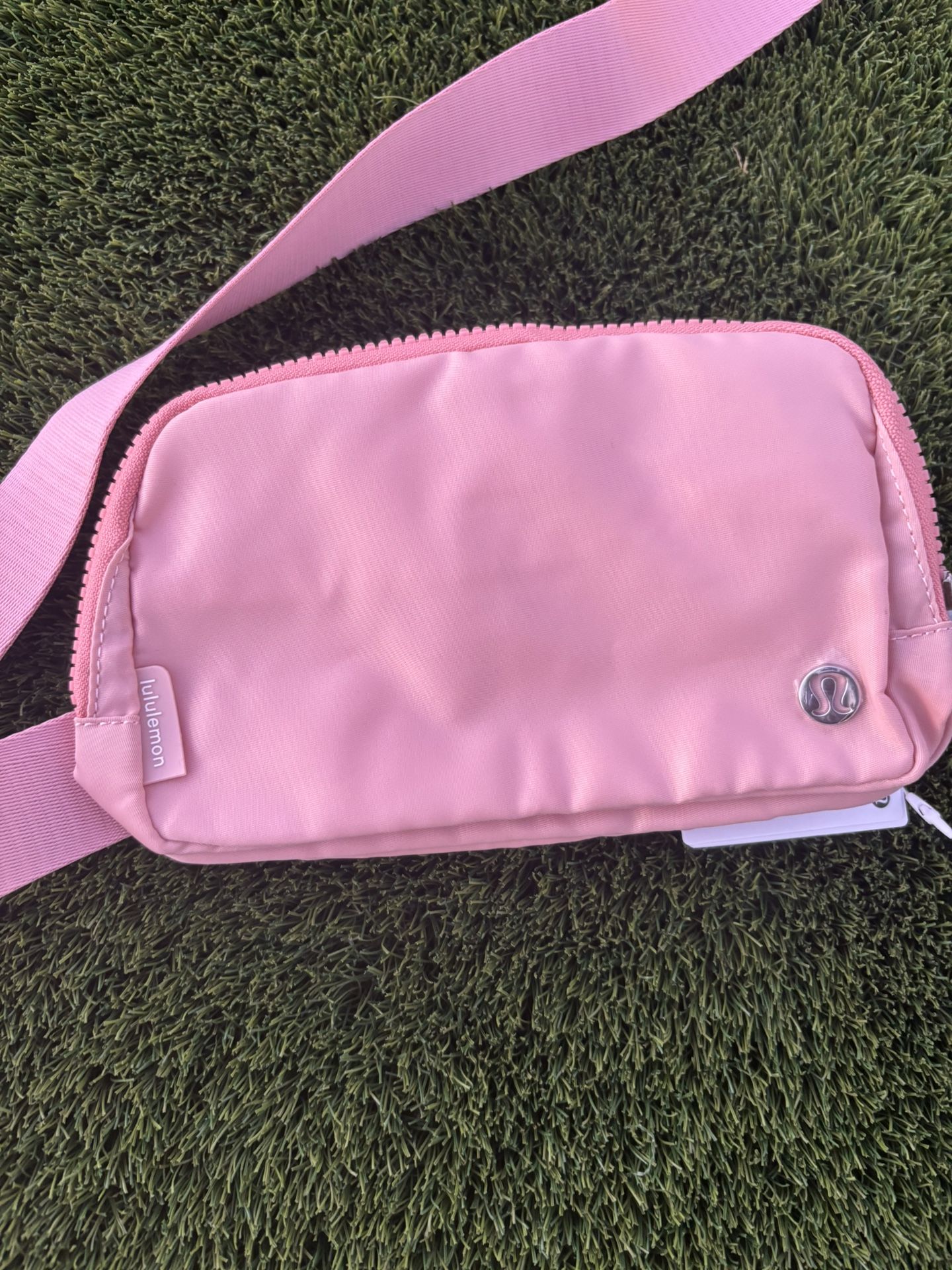 Lululemon bag