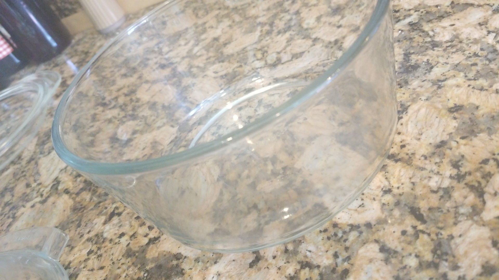 Pyrex 7203 7-Cup Round Clear Glass Food Storage Bowl
