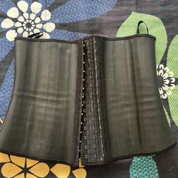 Waist Trainer Size M 