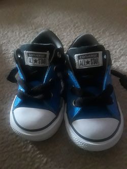 Converse shoes size 5