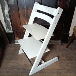 Sturdy Contemporary Wood Stepstool - All solid wood!

