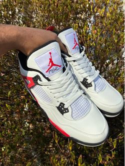 Jordan 4s for sale size 10 $120$$