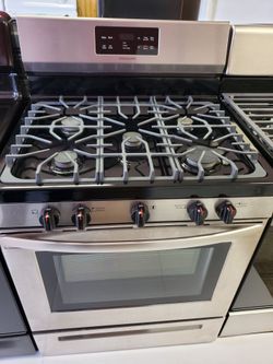 Stove Frigidaire