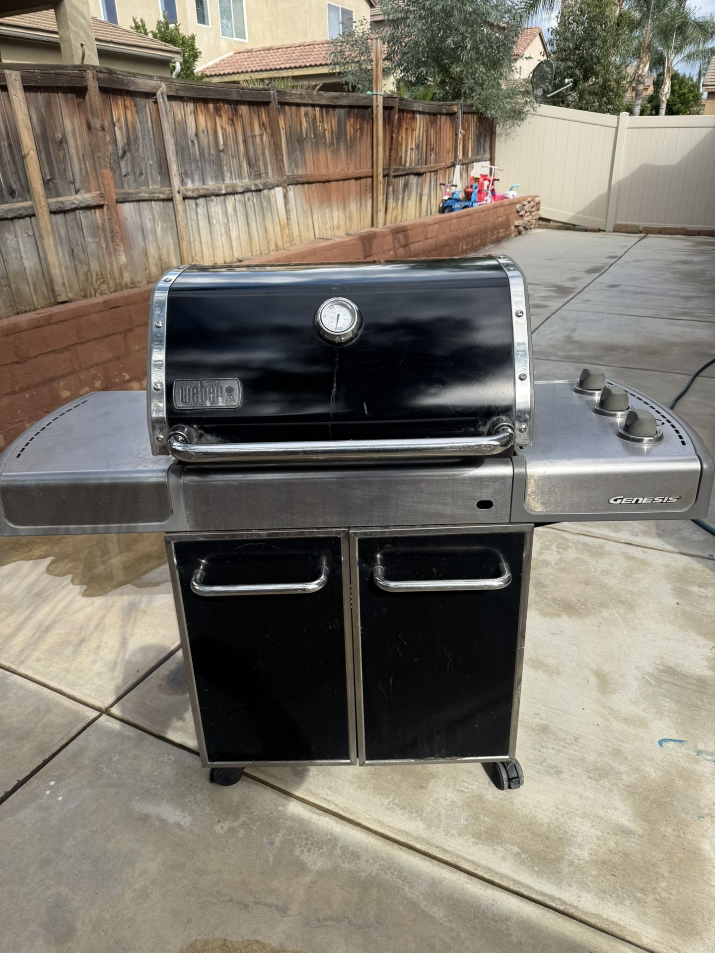 BBQ GRILL WEBER