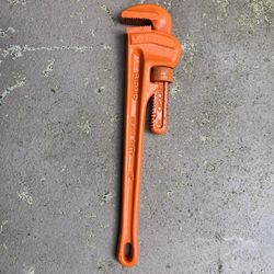 Pipe Wrench 