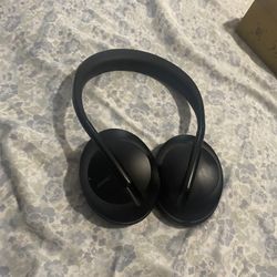 Bose nc 700 Headphones 