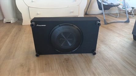 Pioneer Subwoofer 12 inches