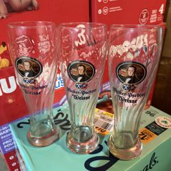 Set of 3 Hacker Pschorr Weisse Beer Glasses 