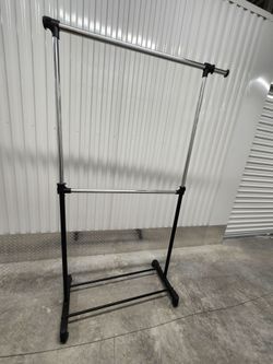 Clothing rack