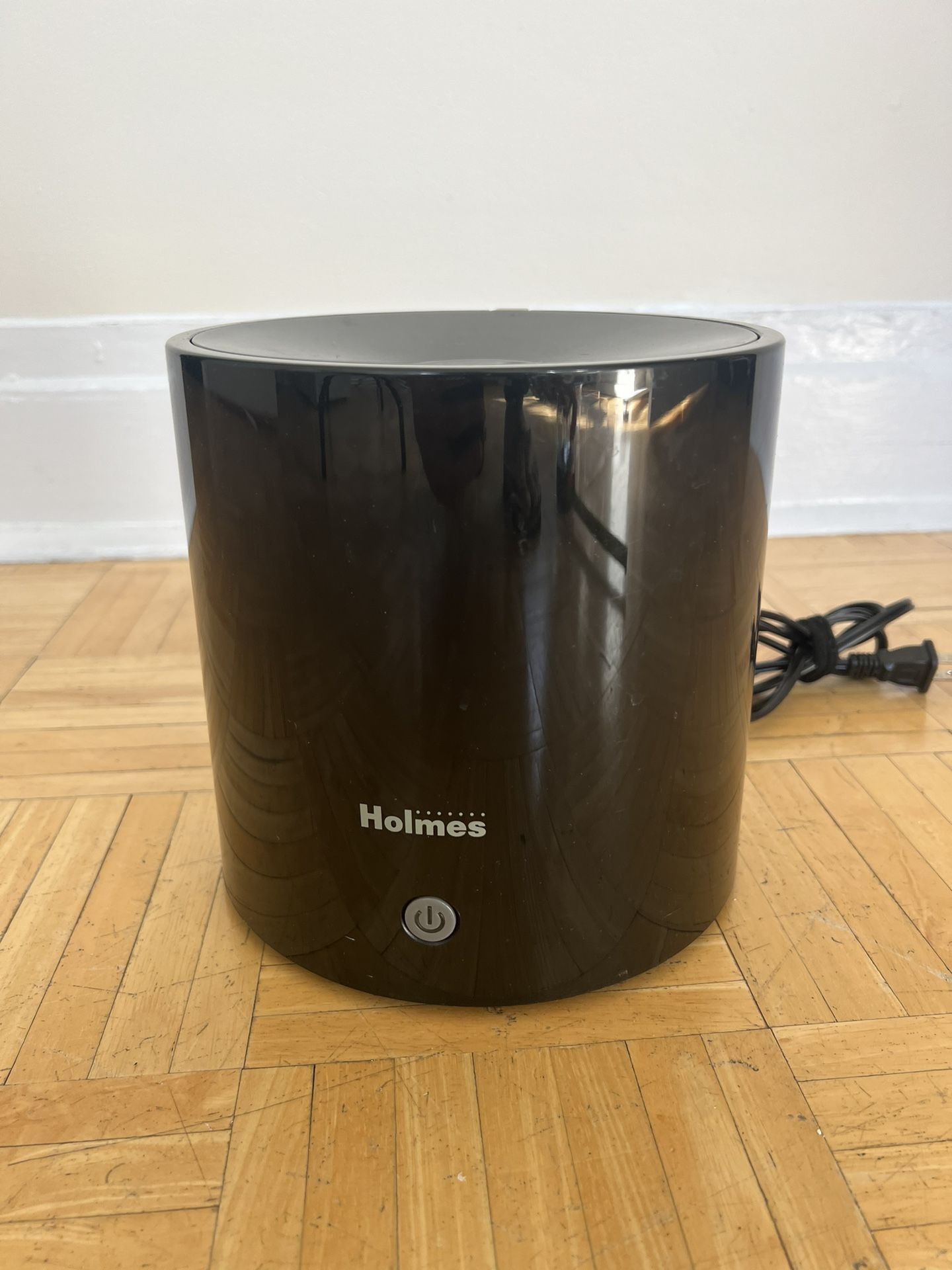 Holmes Cool Mist Ultrasonic Cylinder Humidifier 1 liter - Black (HM411-BTU)