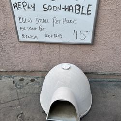 Small Igloo Pet House