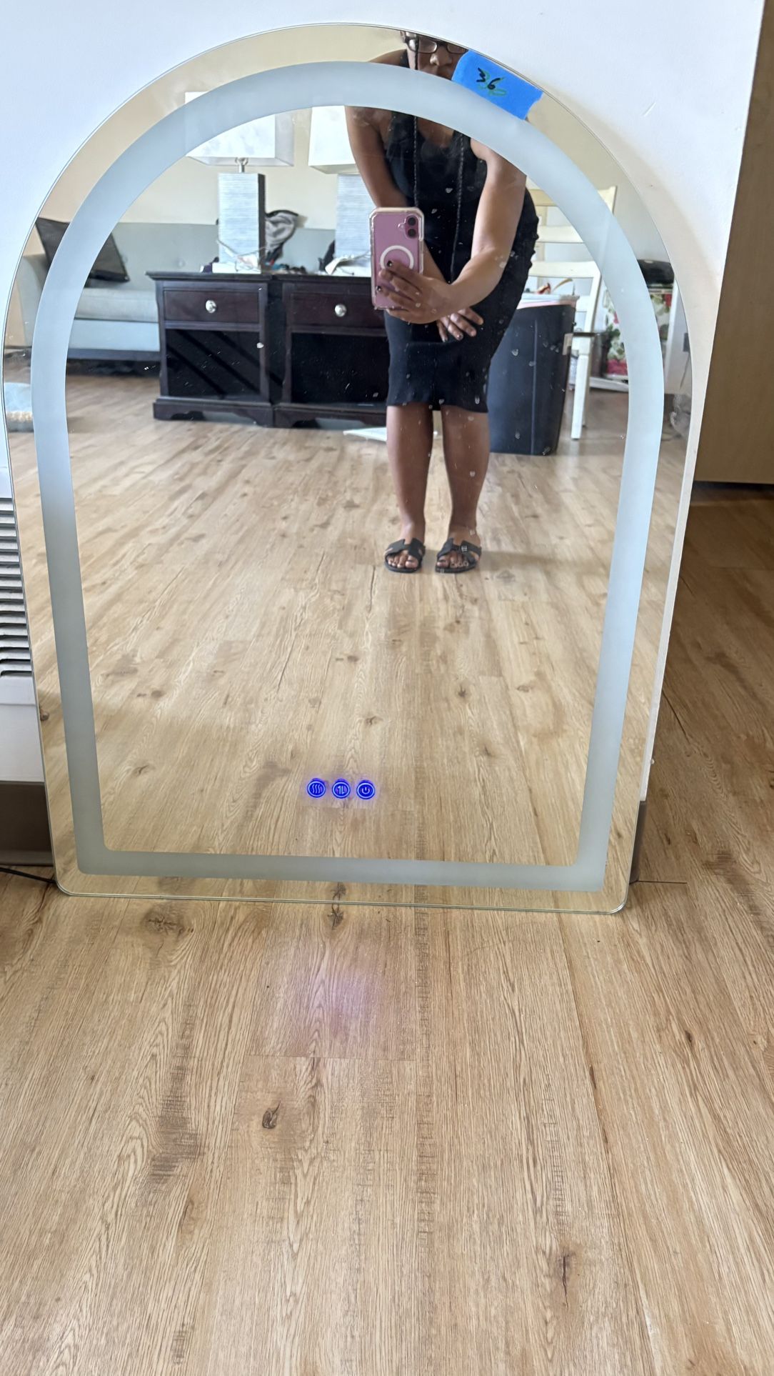 VANITY MIRROR