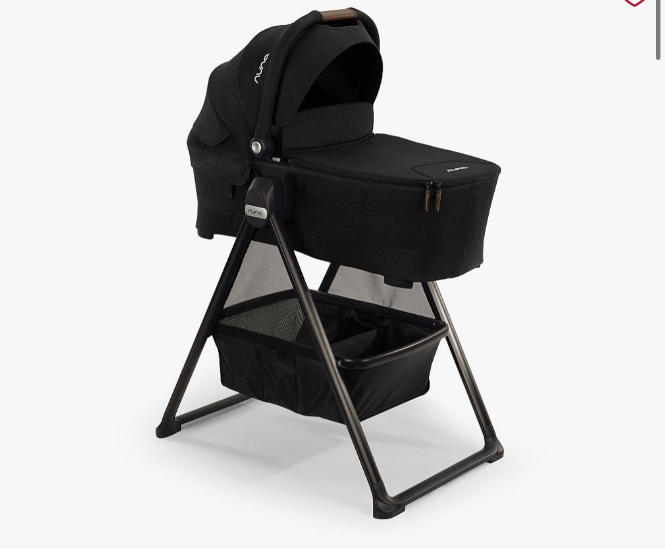 Nuna Demi Next Bassinet And stand